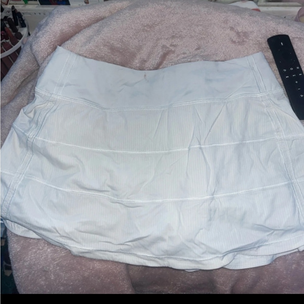 white lululemon mini skirt size small